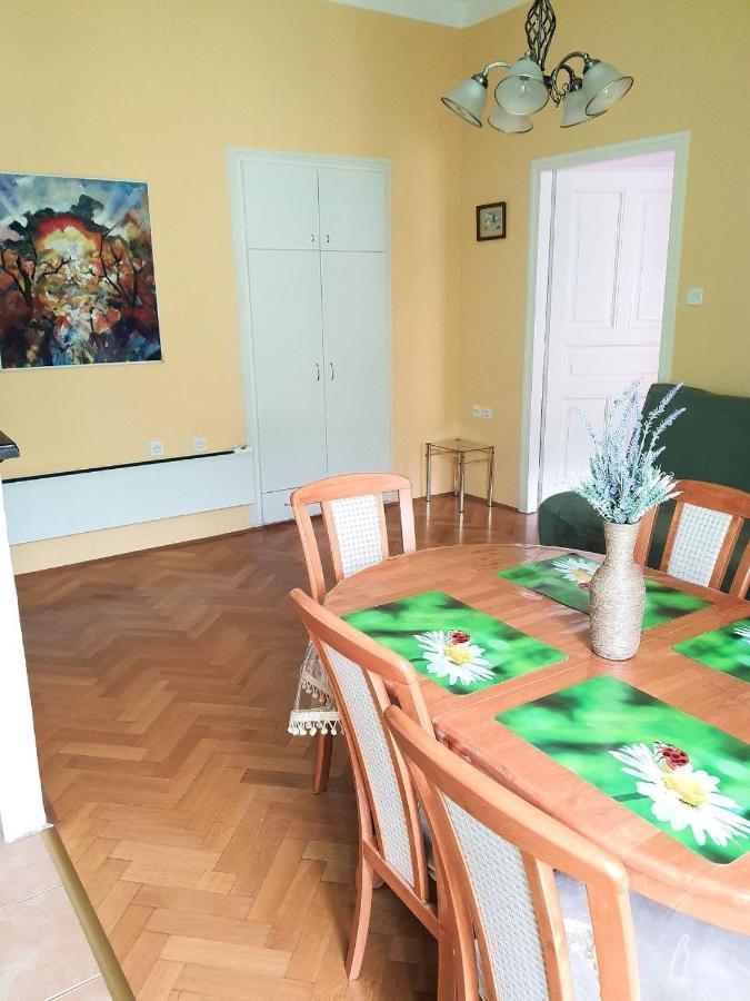 Family Apartment Center Opatija Eksteriør bilde